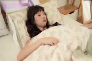 SA国际传媒 一觉醒来我变女生啦01  背景图片