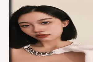 反差美女被操的翻白眼  背景图片