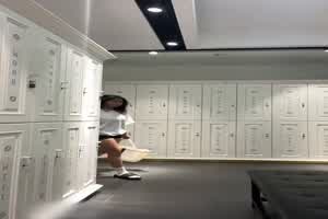 解锁新场景 健身房更衣室  背景图片