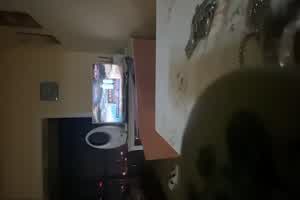 +师范学院情侣，女友不想被录制，被渣男强行扒光蒙眼激情  背景图片