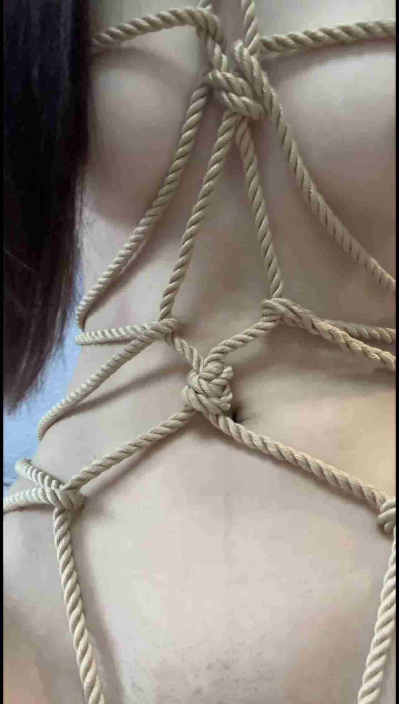  高价自购露脸女神-抖音vs91网友看的内容，前后对比真是反差，表情如此清纯居然那么反差 的剧照6