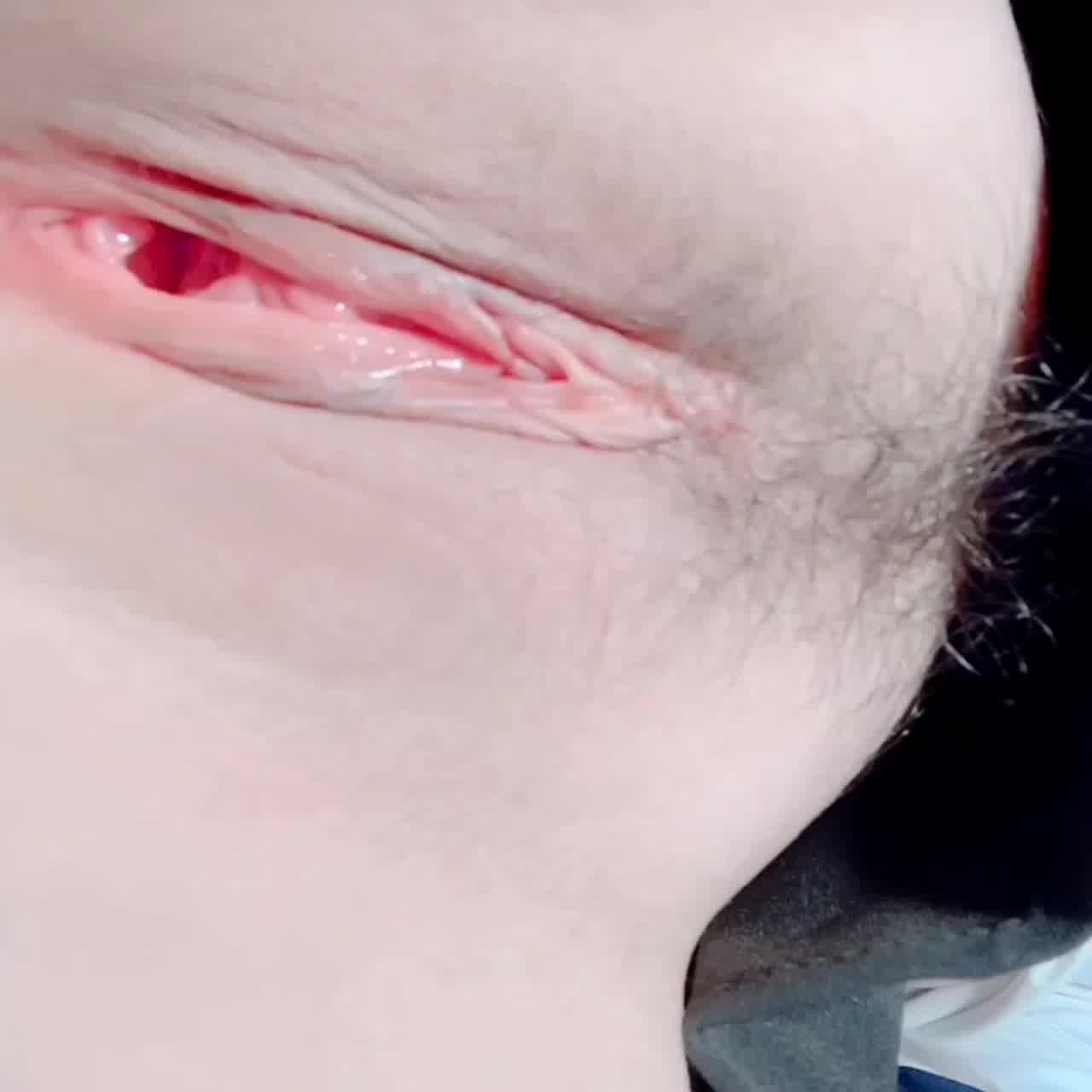  原创 学妹自慰喷水大特写 的剧照8