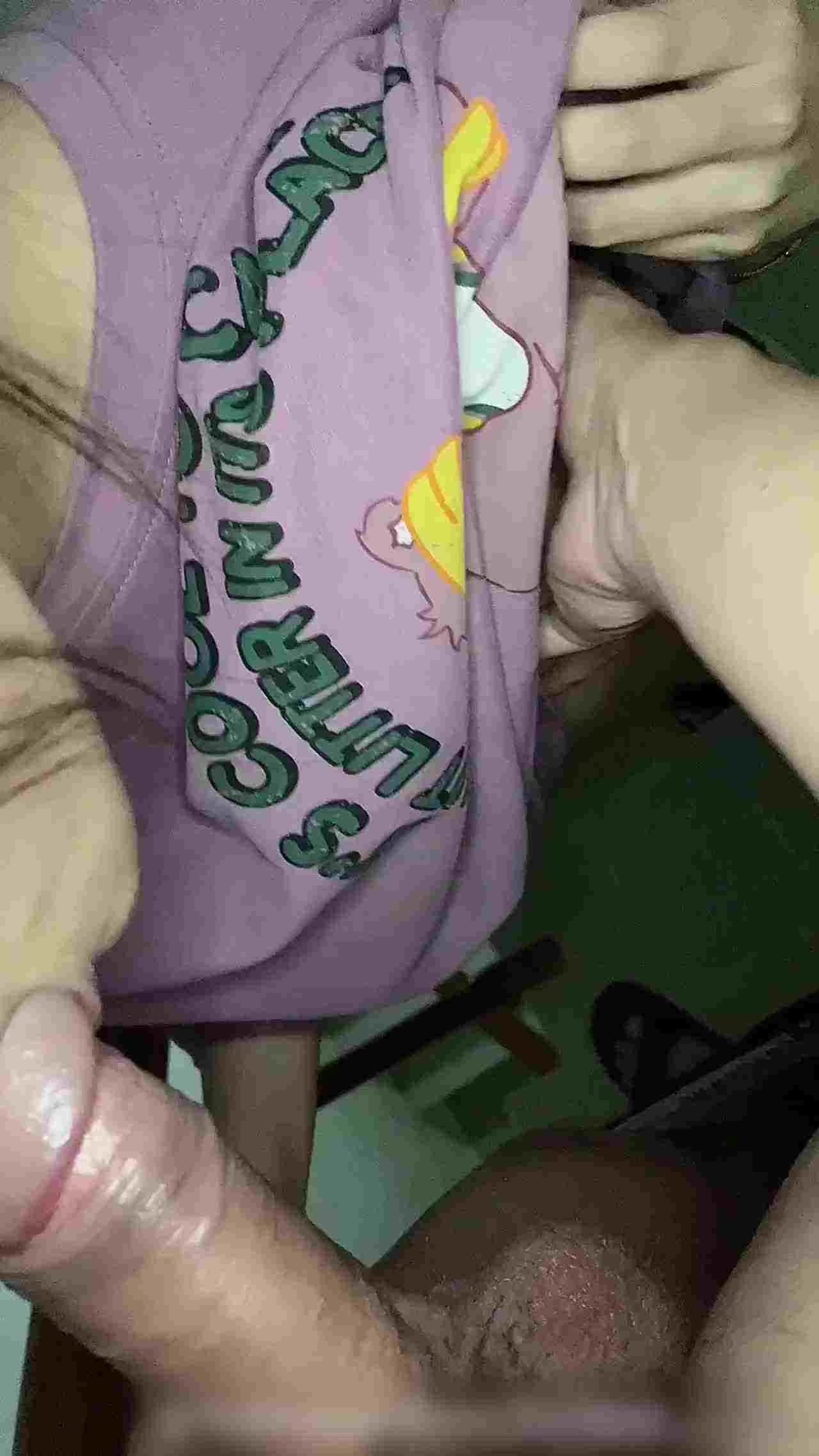  高颜值露脸！零零后台湾人气模特OF性爱私拍 主人的任务！在公寓楼梯口为主人口爆 的剧照10