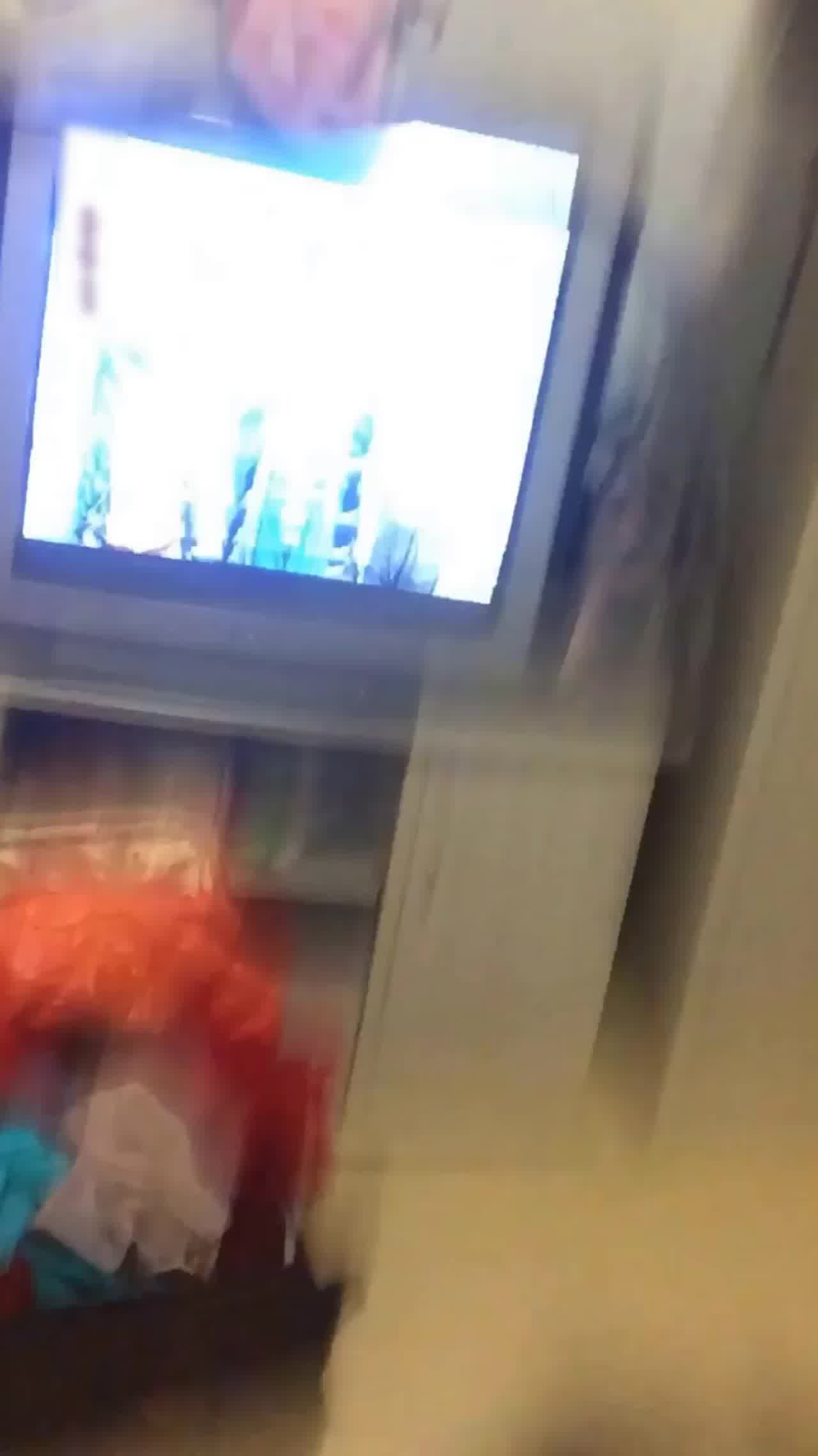  泰式风格美少女淫叫被操 的剧照2