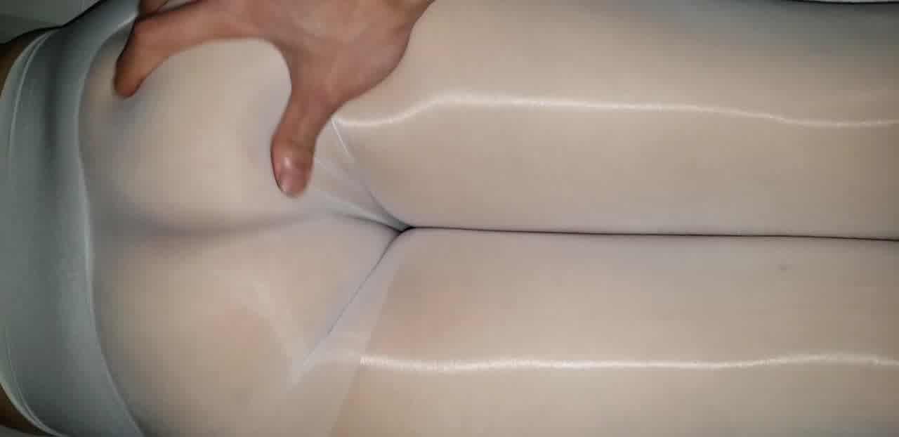  调教丝袜人妻福利视频 的剧照1