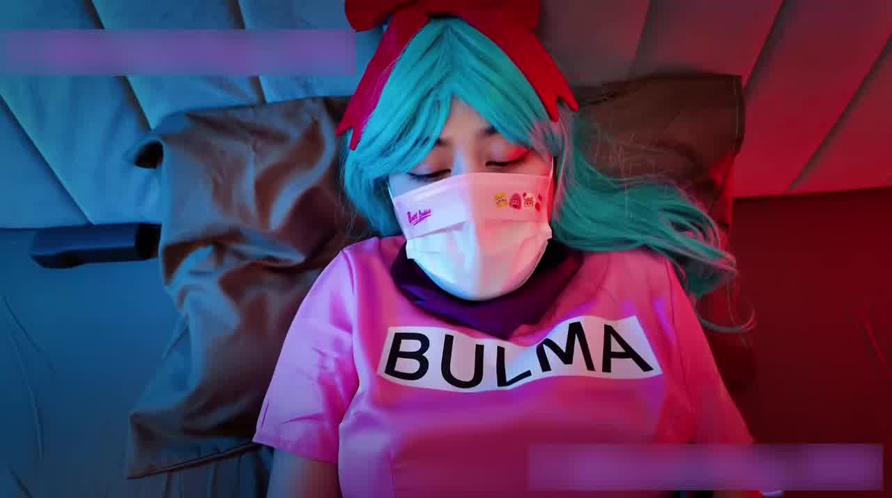  自购推特福利姬-男主太厉害了，第一次操遗精了，拔出来流了好几滴床单上，又接着后入，踩着女主头站起来蹬 的剧照4