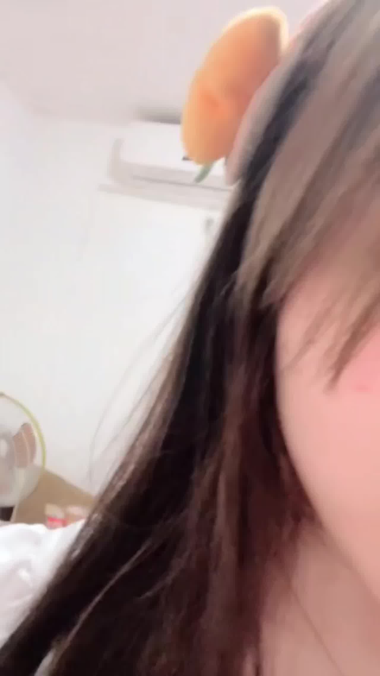  家境殷实，身材极品的二次元女孩，面向广大网友招聘大屌，按摩嫩穴 的剧照7