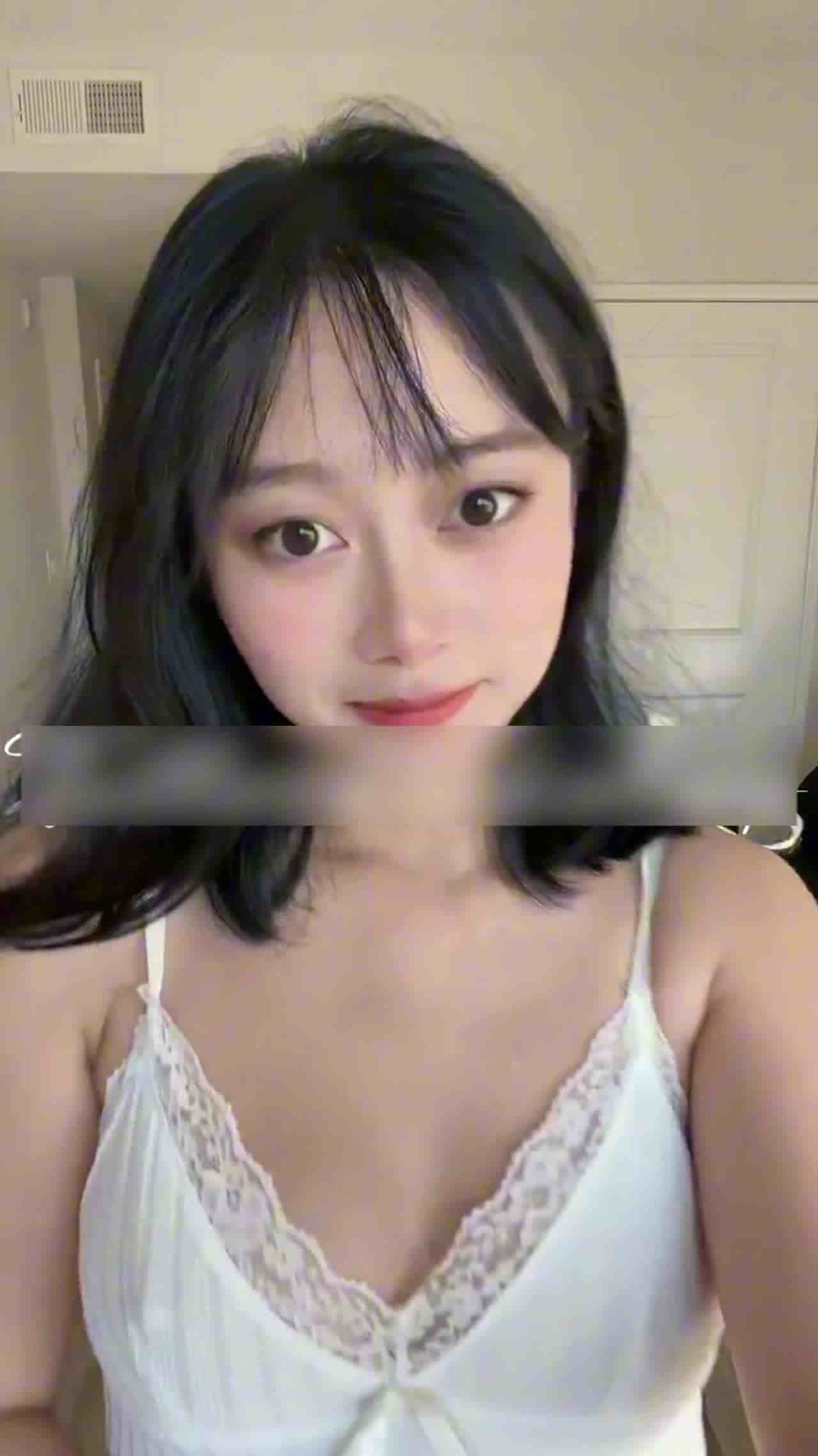  瑜伽裤少女 的剧照1