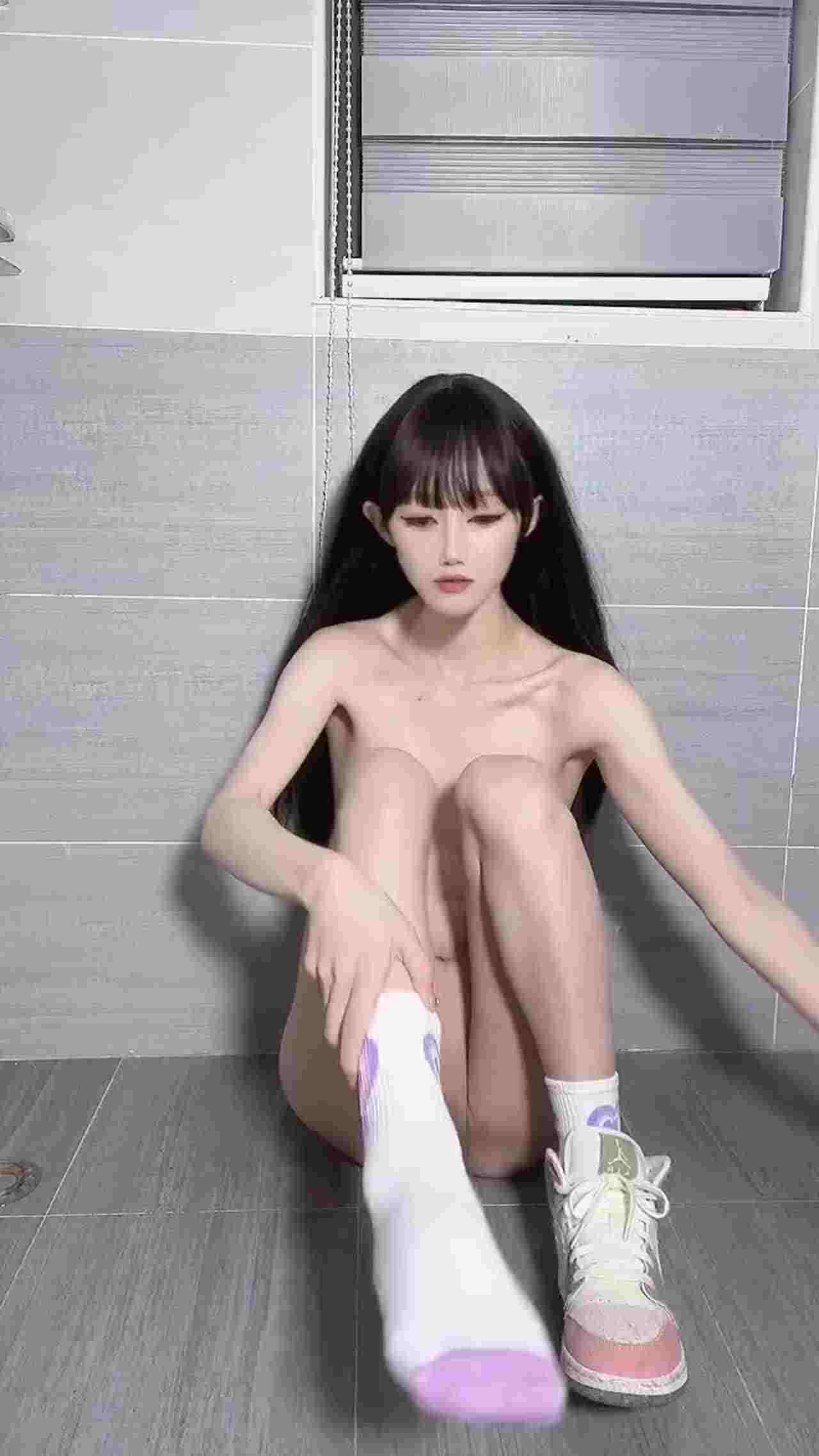  运动鞋女孩 的剧照3