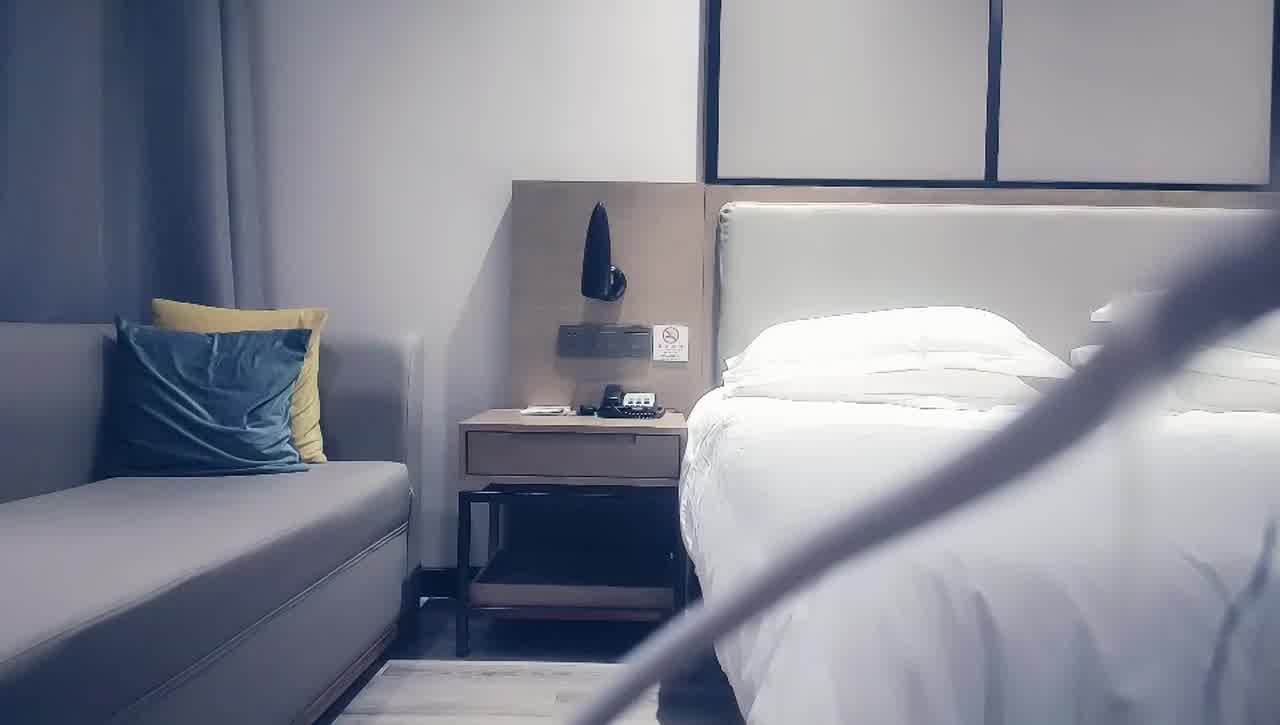  【小天娱乐赵总】高端外围场，明星脸00后小姐姐，甜美温柔身姿曼妙 角度专业体力过人 的剧照6