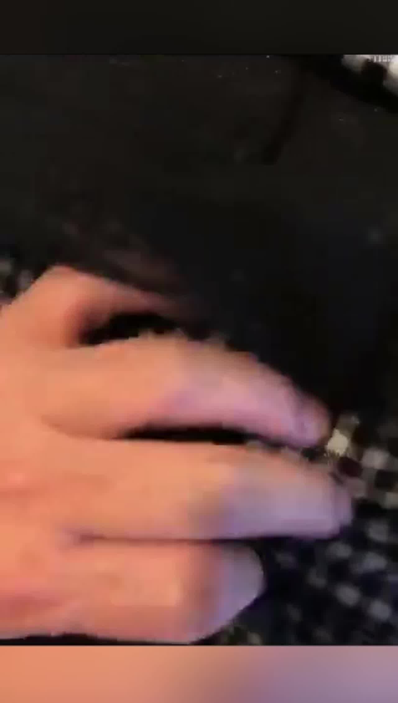  真实! 爱猫大学生性爱自拍 的剧照10